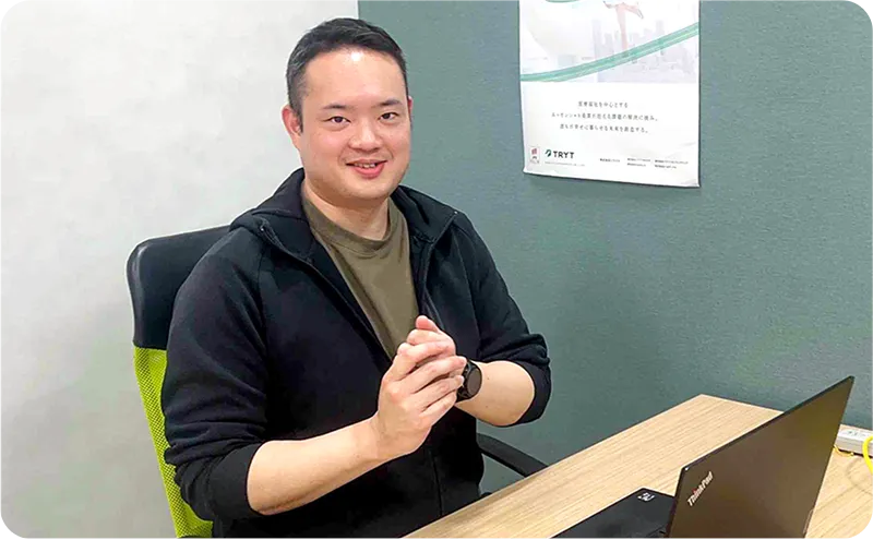 医療システム導入サポート職 福元さんのインタビュー写真